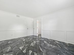 7900 Westheimer Road 121, Houston TX 77063