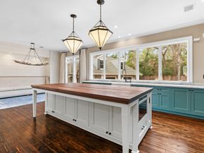 23 Tealbriar Circle, The Woodlands TX 77381