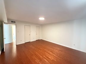 357 N Post Oak Lane 207, Houston TX 77024