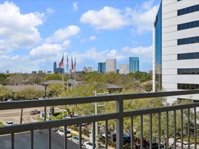 2520 Robinhood Street 503, Houston TX 77005