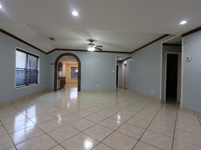 5914 Ridgebriar Lane, Houston TX 77085