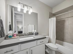 1309 W 24th Street B, Houston TX 77008