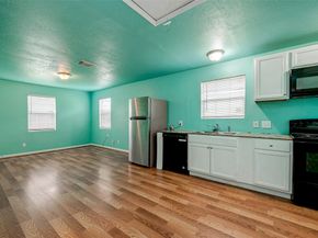 3938 King Street, Houston TX 77026