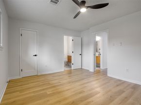 5802 Chrystell Lane, Houston TX 77092