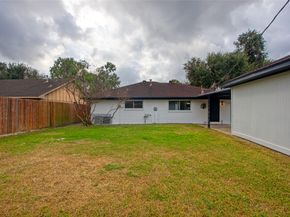 5802 Chrystell Lane, Houston TX 77092