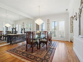 285 Sugarberry Circle, Houston TX 77024