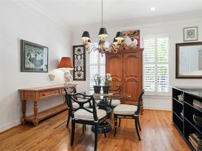 285 Sugarberry Circle, Houston TX 77024