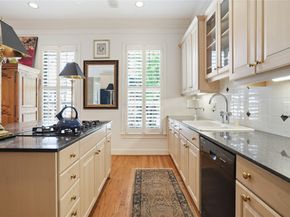 285 Sugarberry Circle, Houston TX 77024