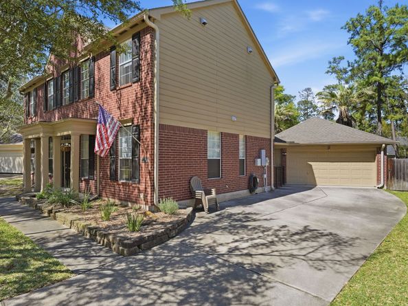 18 Hawkseye Place, The Woodlands TX 77381