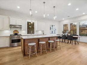 1010 W 42nd Street, Houston TX 77018