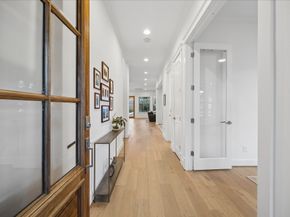 1010 W 42nd Street, Houston TX 77018