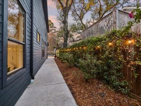 1010 W 42nd Street, Houston TX 77018