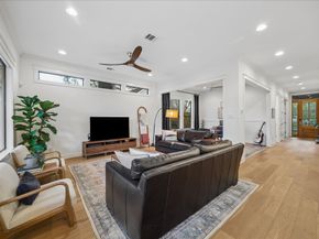 1010 W 42nd Street, Houston TX 77018