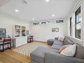 1010 W 42nd Street, Houston TX 77018