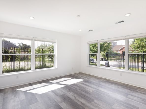 1909 Blodgett Street, Houston TX 77004