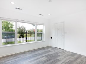 1909 Blodgett Street, Houston TX 77004