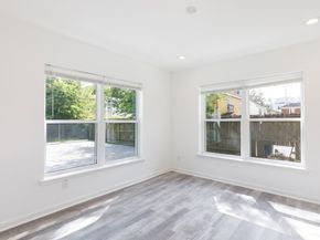 1909 Blodgett Street, Houston TX 77004