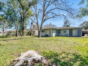5014 Viking Drive, Houston TX 77092