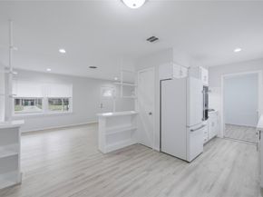 5014 Viking Drive, Houston TX 77092