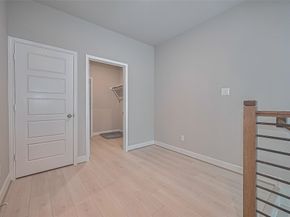 8925 Grovner Place, Houston TX 77055