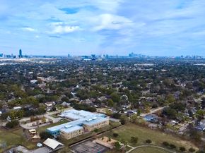 5718 Kuldell Drive, Houston TX 77096