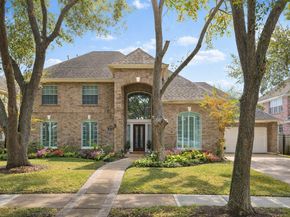 19 Rivercoach Lane, Sugar Land TX 77479