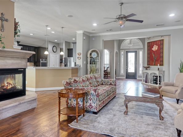 17918 Kathywood Drive, Tomball TX 77377