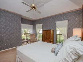 1919 Mosa Creek Court, Houston TX 77017