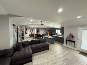 7610 Almeda Genoa Road, Houston TX 77075