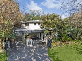 2500 Glen Haven Boulevard, Houston TX 77030