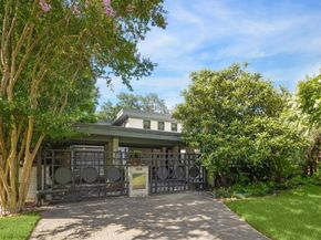 2500 Glen Haven Boulevard, Houston TX 77030