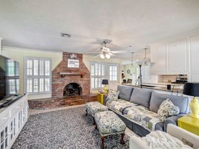 4715 Apollo Street, Houston TX 77018