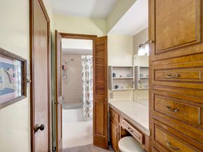 4715 Apollo Street, Houston TX 77018
