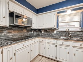 5711 Bermuda Dunes Dr, Houston TX 77069