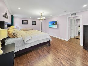 2320 Gramercy Street, Houston TX 77030
