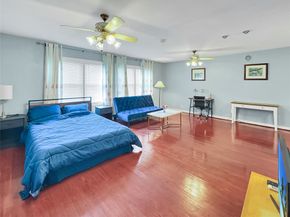 2320 Gramercy Street, Houston TX 77030