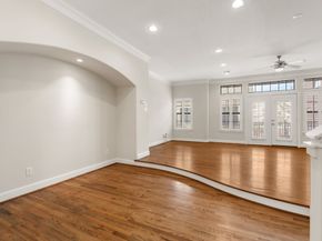 121 Roy Street, Houston TX 77007