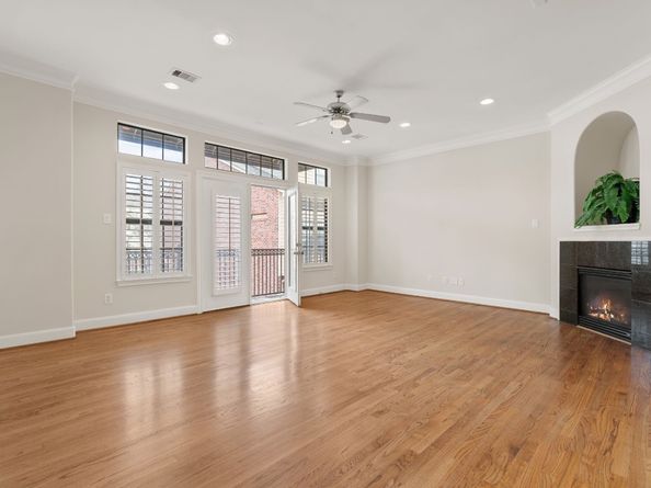 121 Roy Street, Houston TX 77007