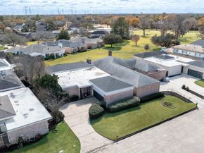 20 Charleston Street N, Sugar Land TX 77478