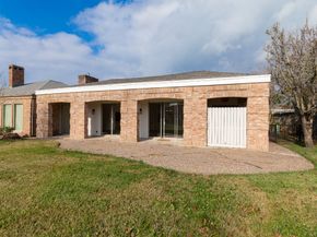 20 Charleston Street N, Sugar Land TX 77478