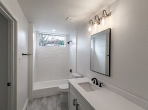 20 Charleston Street N, Sugar Land TX 77478