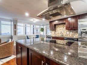 3525 Sage Road 1511, Houston TX 77056