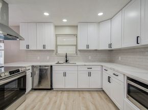 4735 Theall Road, Houston TX 77066