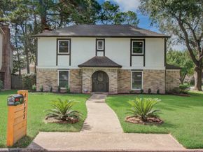 4735 Theall Road, Houston TX 77066