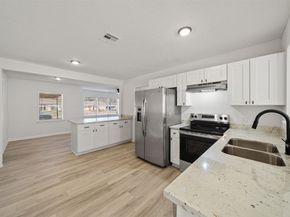 4601 W 43rd Street, Houston TX 77092