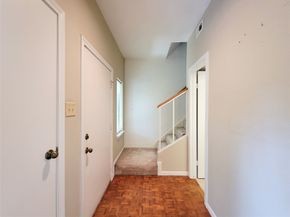 11711 Memorial Drive 565, Houston TX 77024