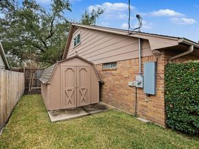2903 Fontana Drive, Houston TX 77043