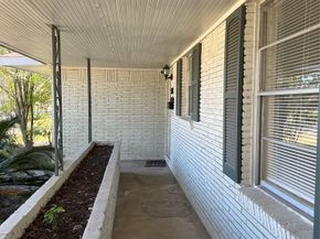 5103 CREEKBEND Drive, Houston TX 77035