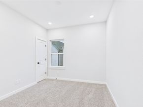 5030 Creekmont Drive, Houston TX 77091