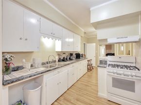 5207 Mccormick Street, Houston TX 77023